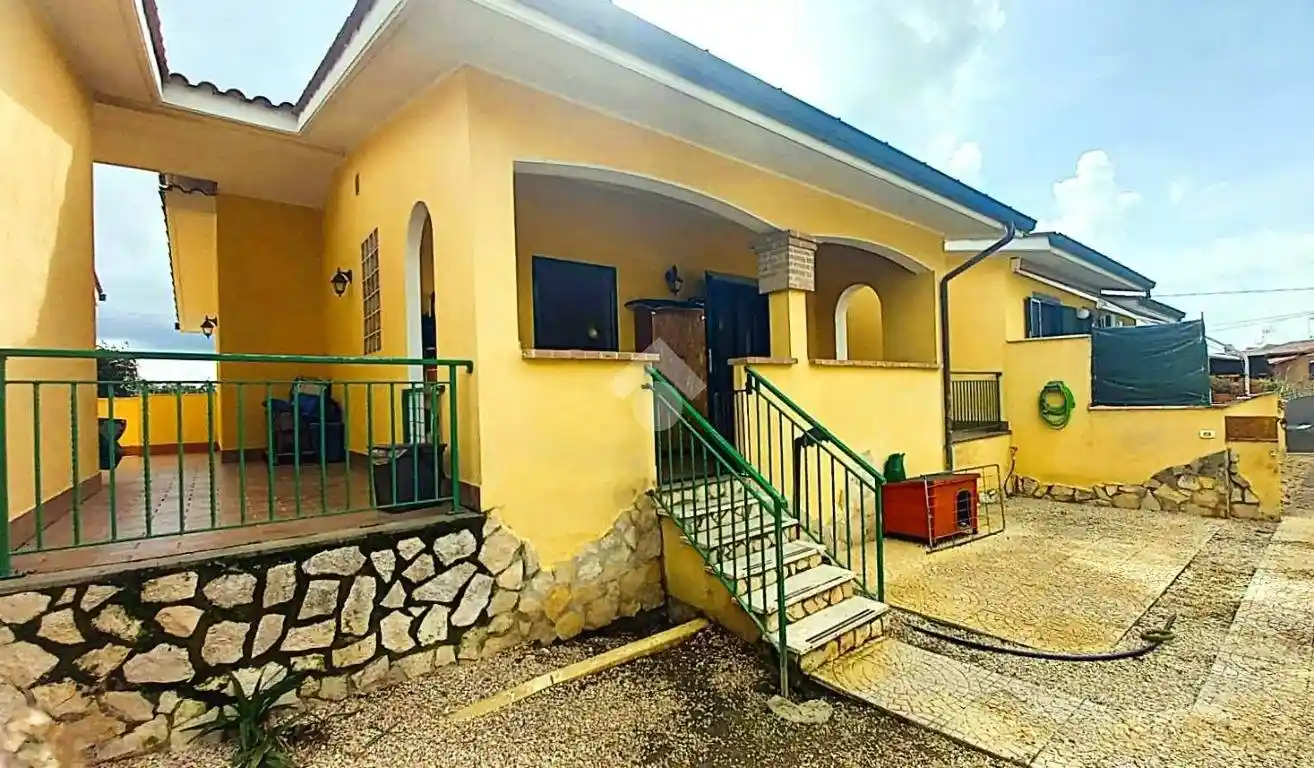 Villetta a schiera in vendita a Ardea