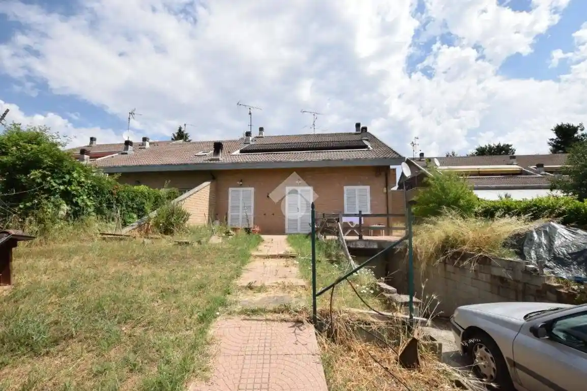 Appartamento in vendita a Pasturana