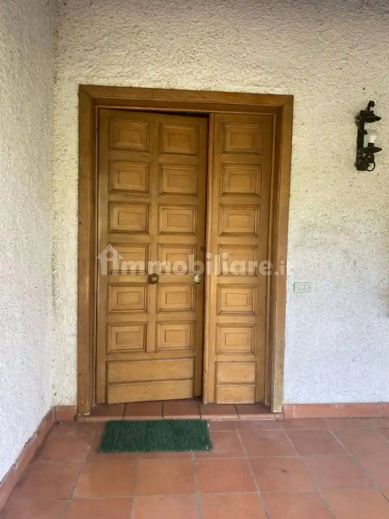 Villa in vendita a Cervaro