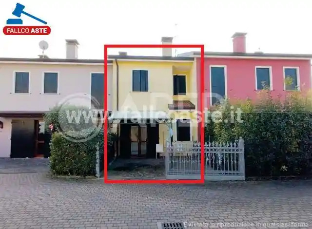 Appartamento in vendita a Tribano