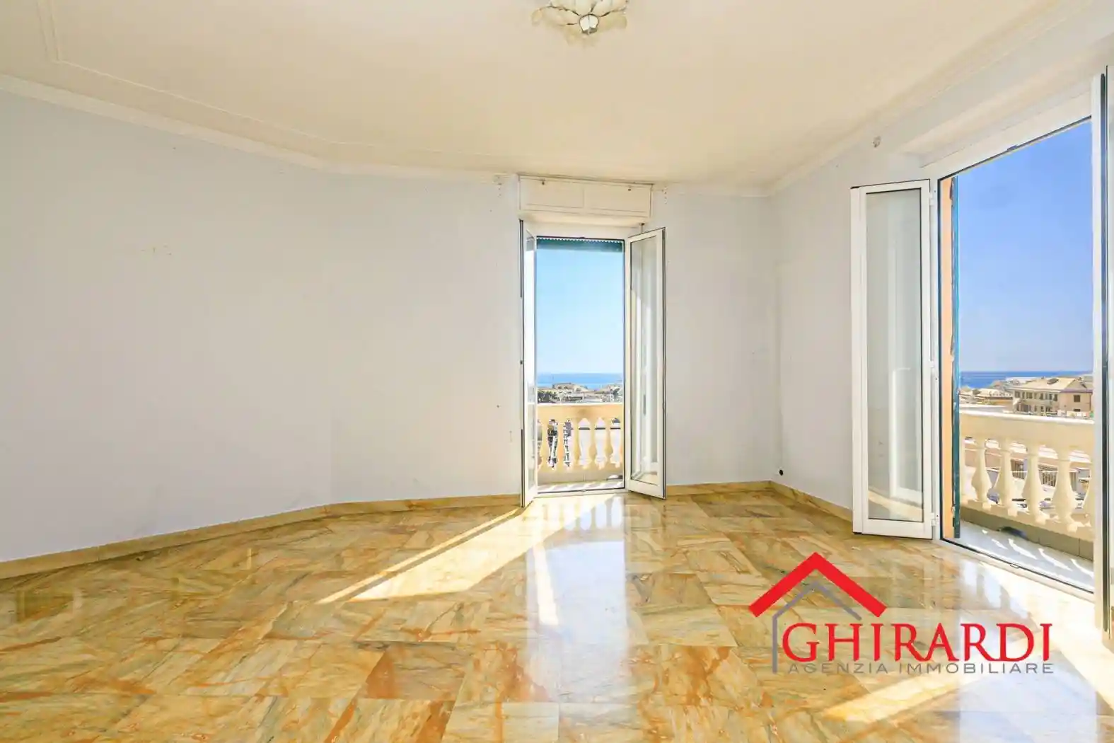 Appartamento in vendita a Genova