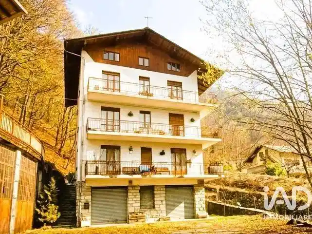 Casa indipendente in vendita a Ala di Stura