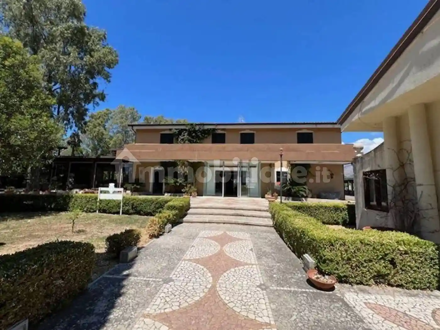 Palazzo - Edificio in vendita a Scalea