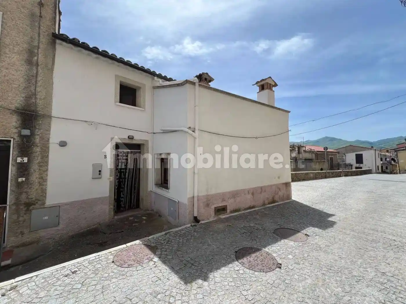 Villa in vendita a San Vincenzo la Costa