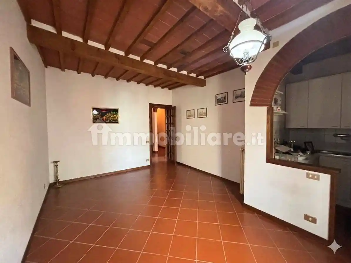 Casa indipendente in vendita a Arezzo
