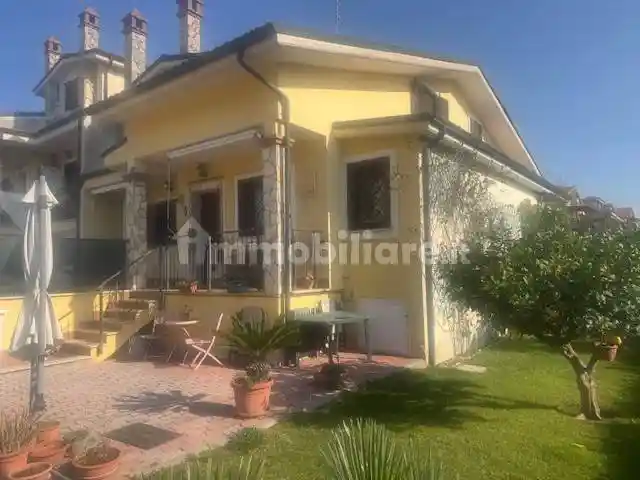 Villa in vendita a Guidonia Montecelio
