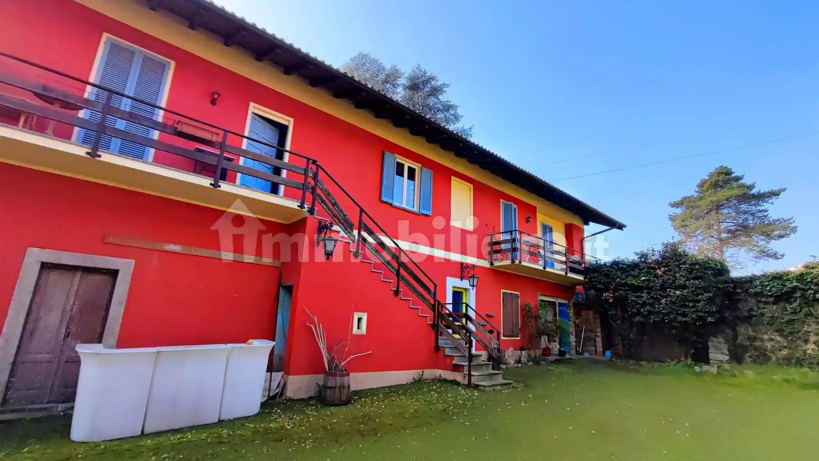 Rustico - Casale in vendita a Paruzzaro