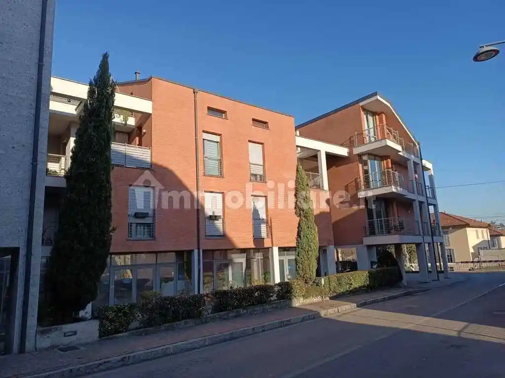 Appartamento in vendita a Inverigo