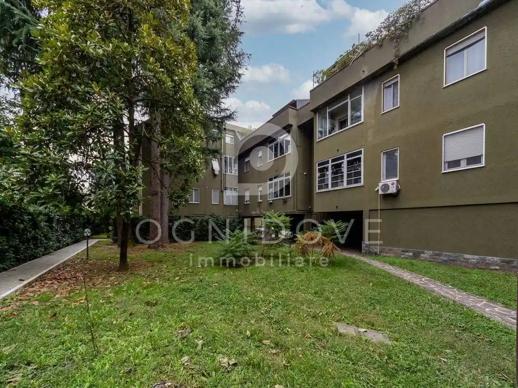 Appartamento in vendita a Seregno