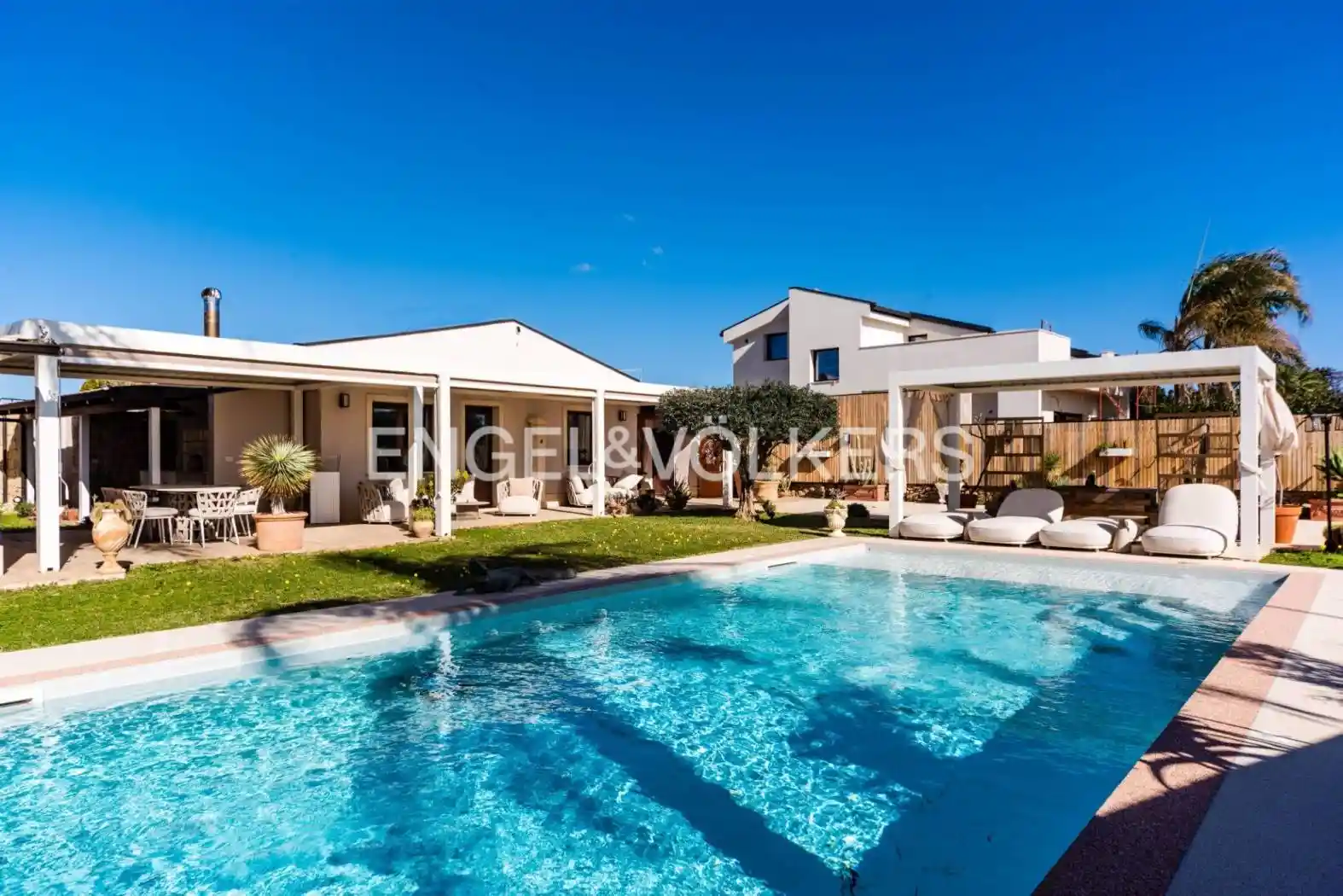 Villa in vendita a Siracusa