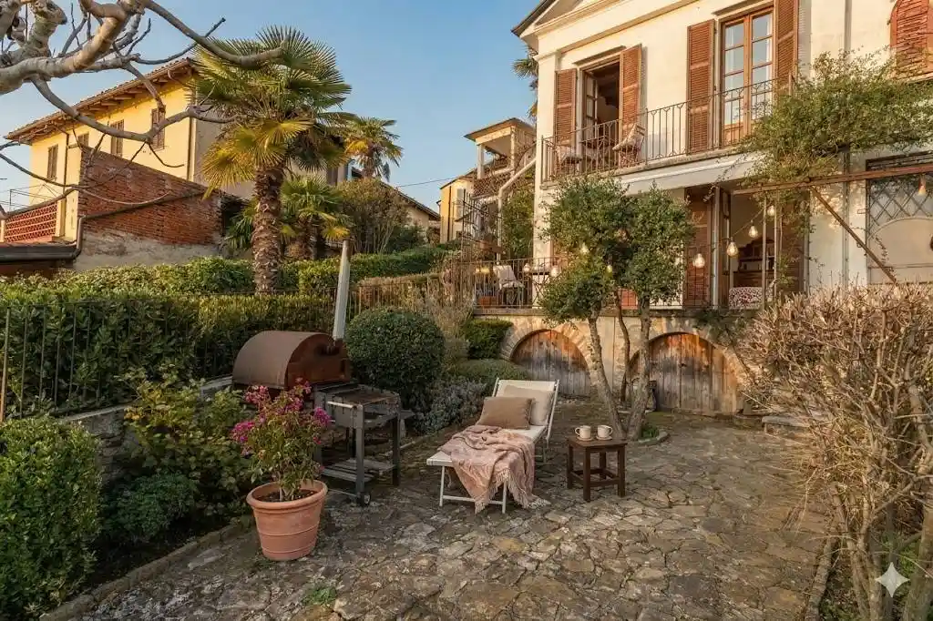 Villa in vendita a Neive