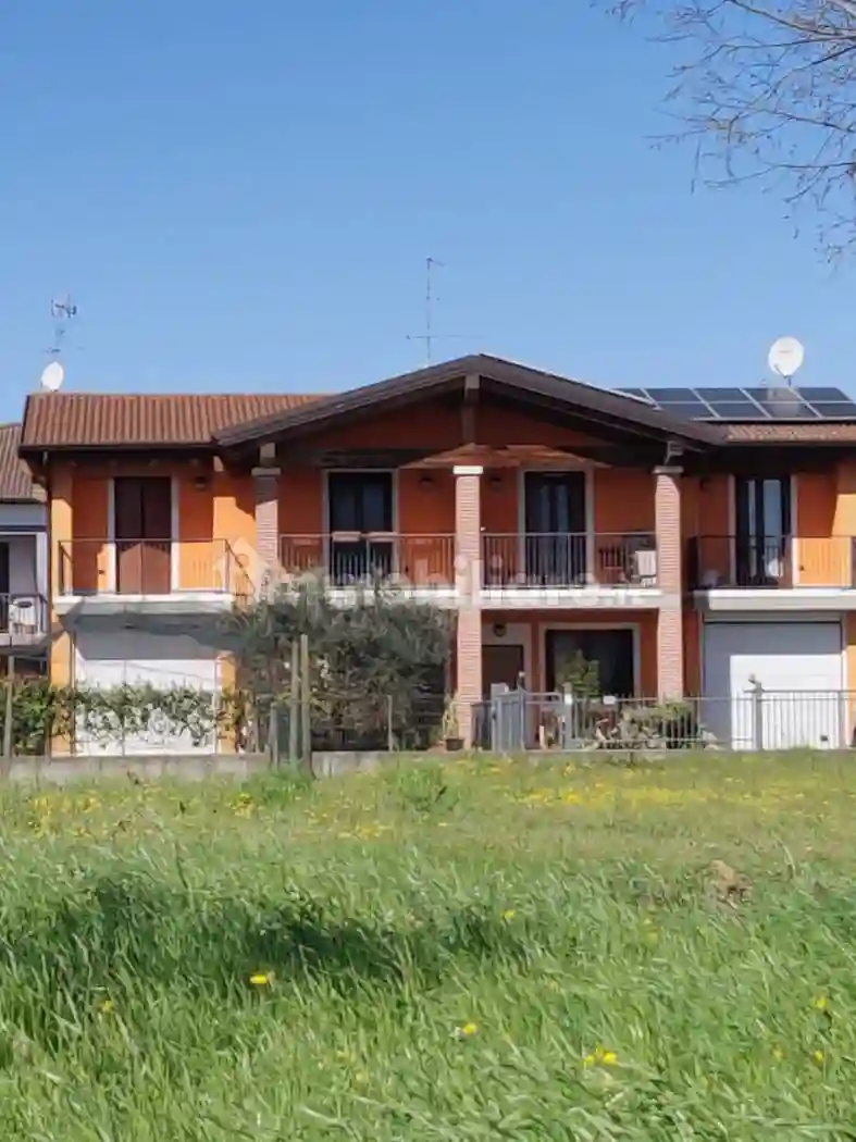 Villetta a schiera - foto 2