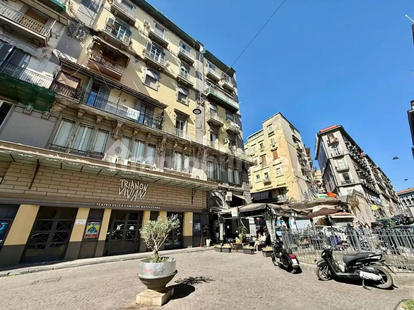 Appartamento in vendita a Napoli