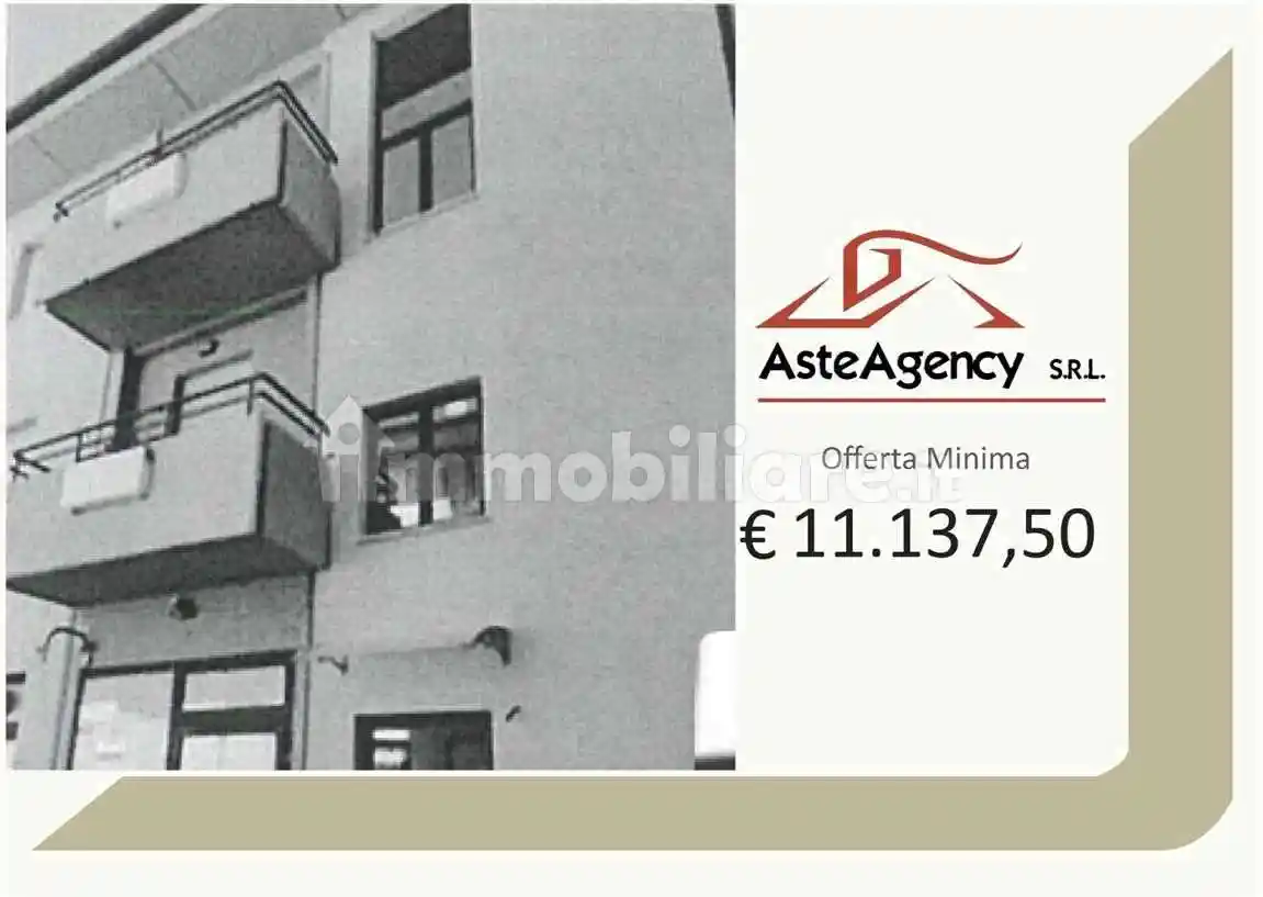 Casa indipendente in vendita a Camerino