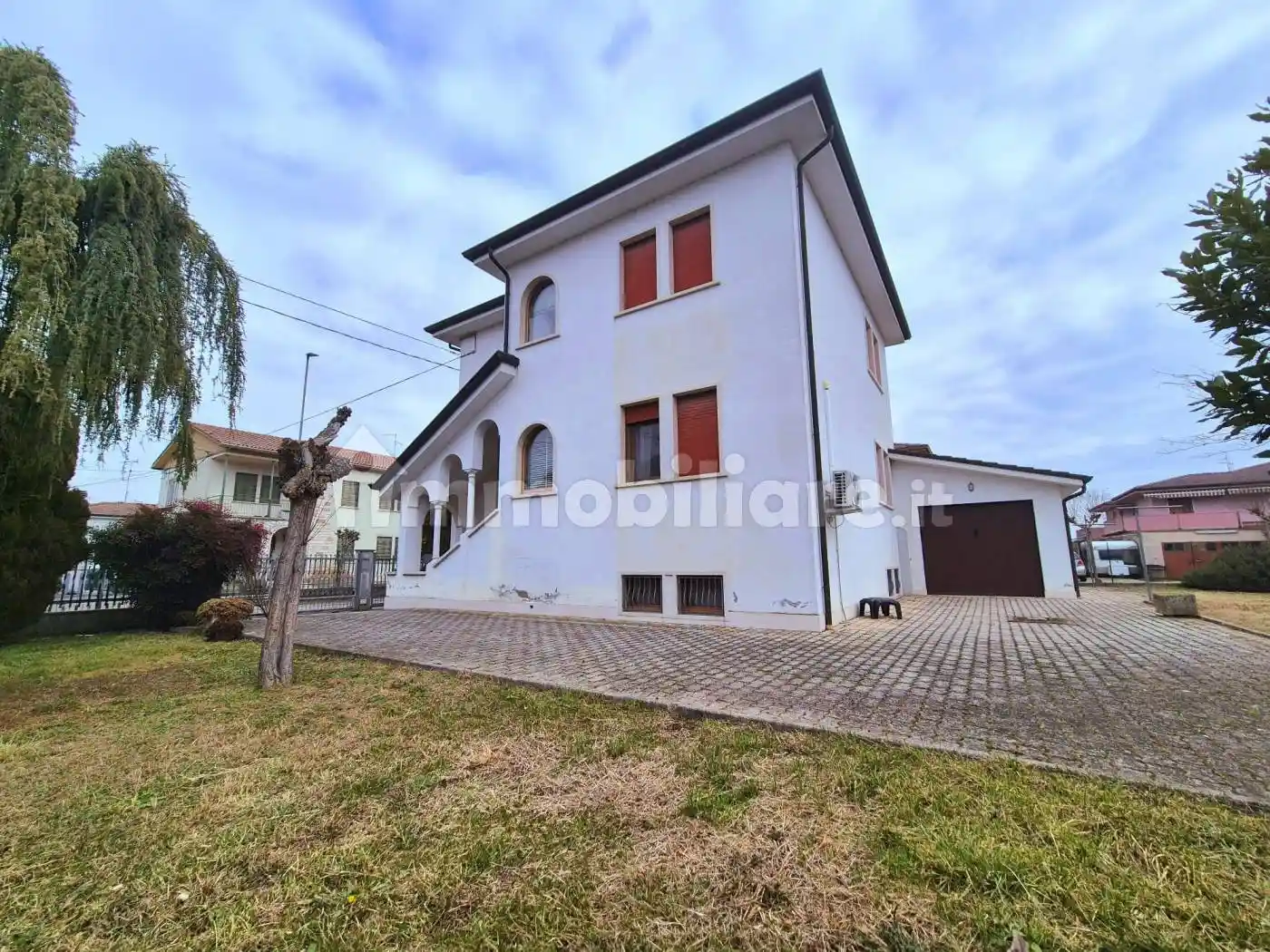 Villa in vendita a Legnago