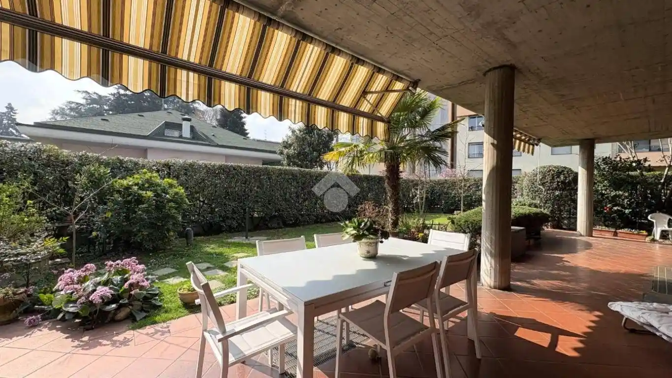 Villa in vendita a Monza