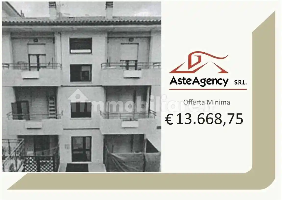 Casa indipendente in vendita a Camerino