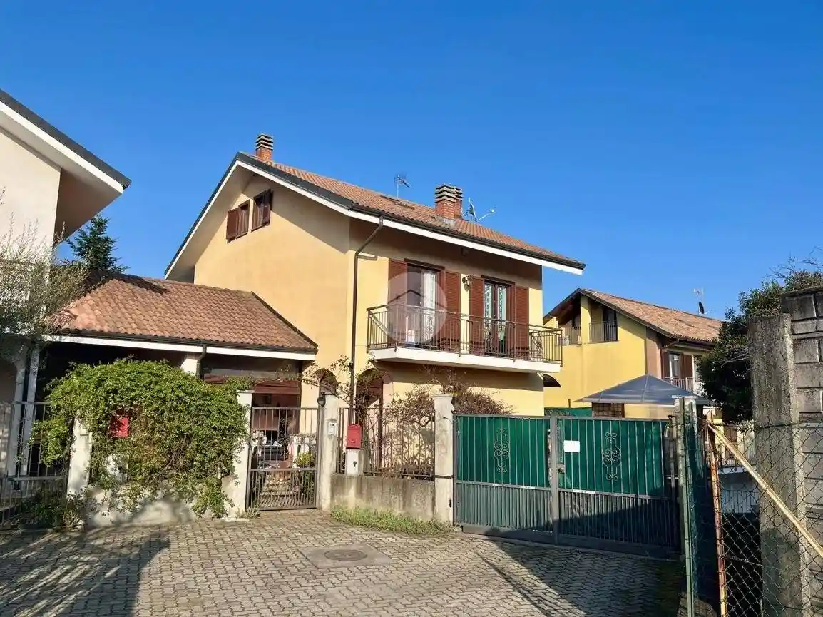 Villa in vendita a Bruino