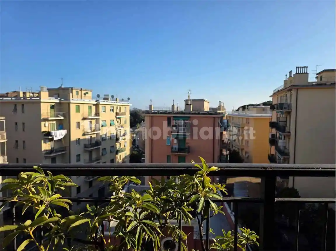 Appartamento in vendita a Genova