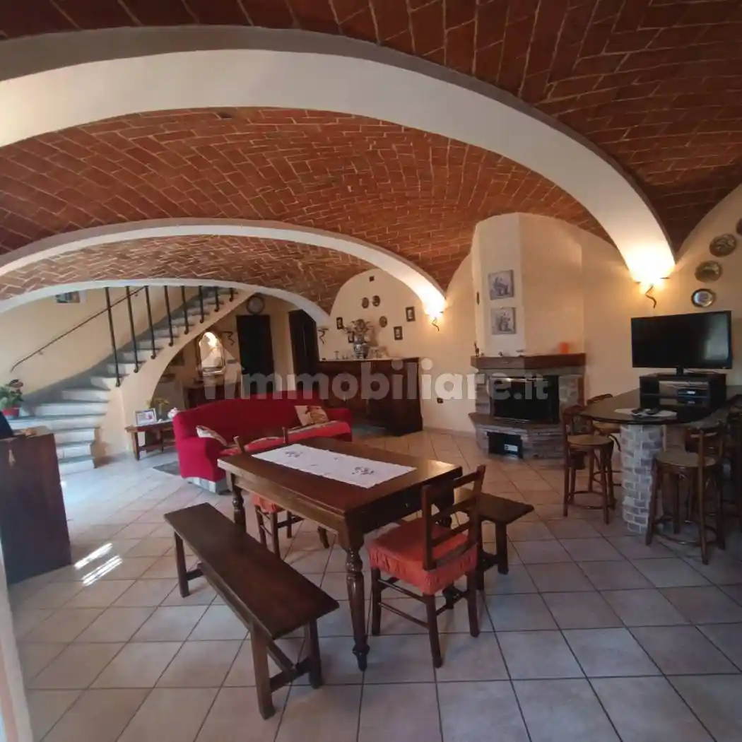 Rustico - Casale in vendita a Montiglio Monferrato