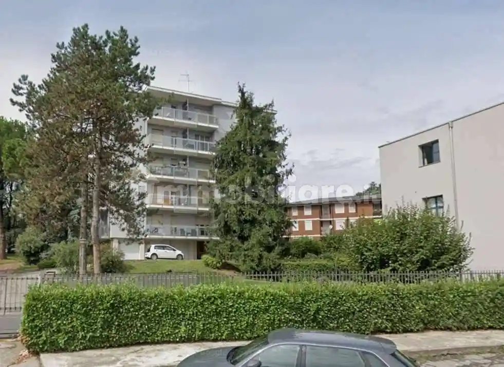Appartamento in vendita a Lurago d'Erba