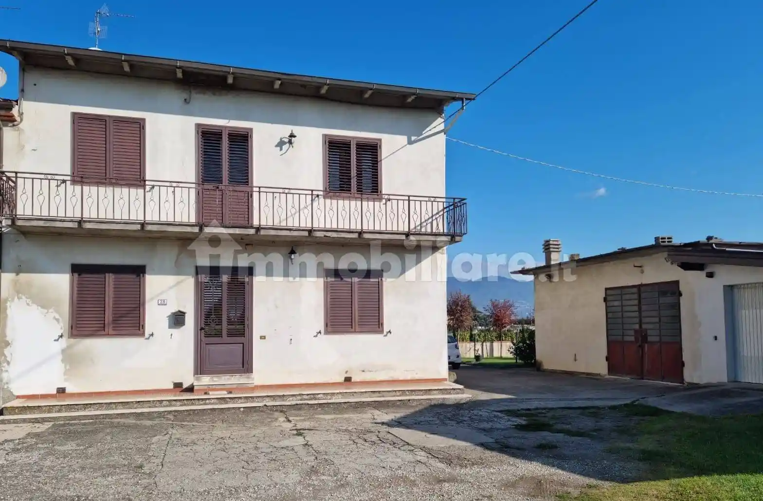 Casa indipendente in vendita a Pistoia