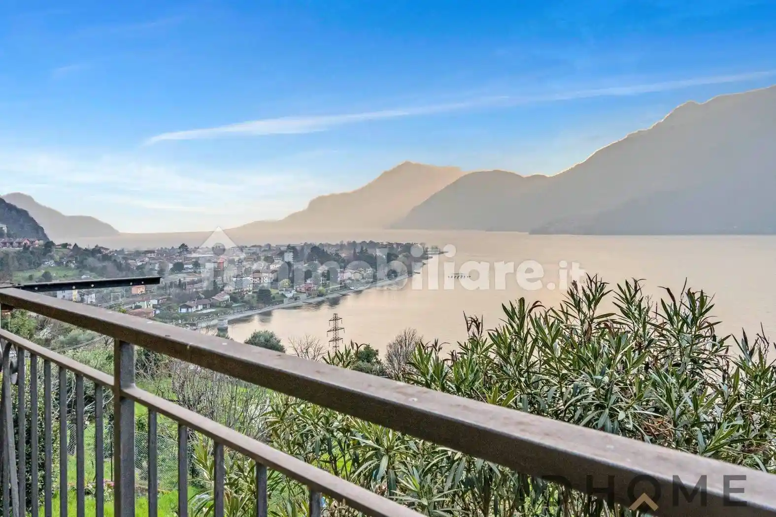 Villa in vendita a Dervio