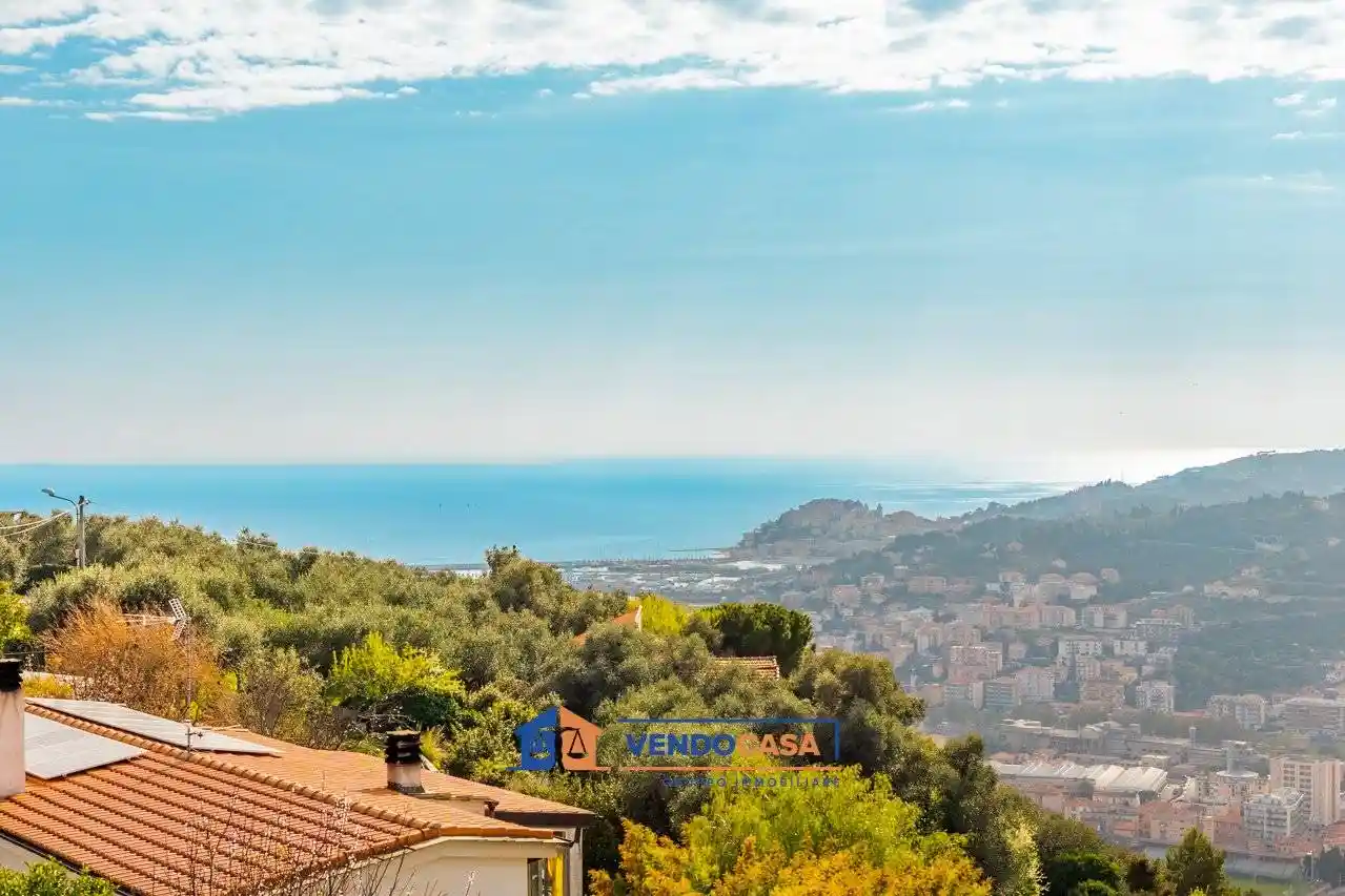Villa in vendita a Imperia
