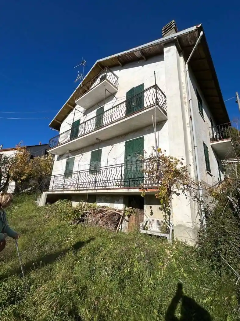 Villa in vendita a Ponzone