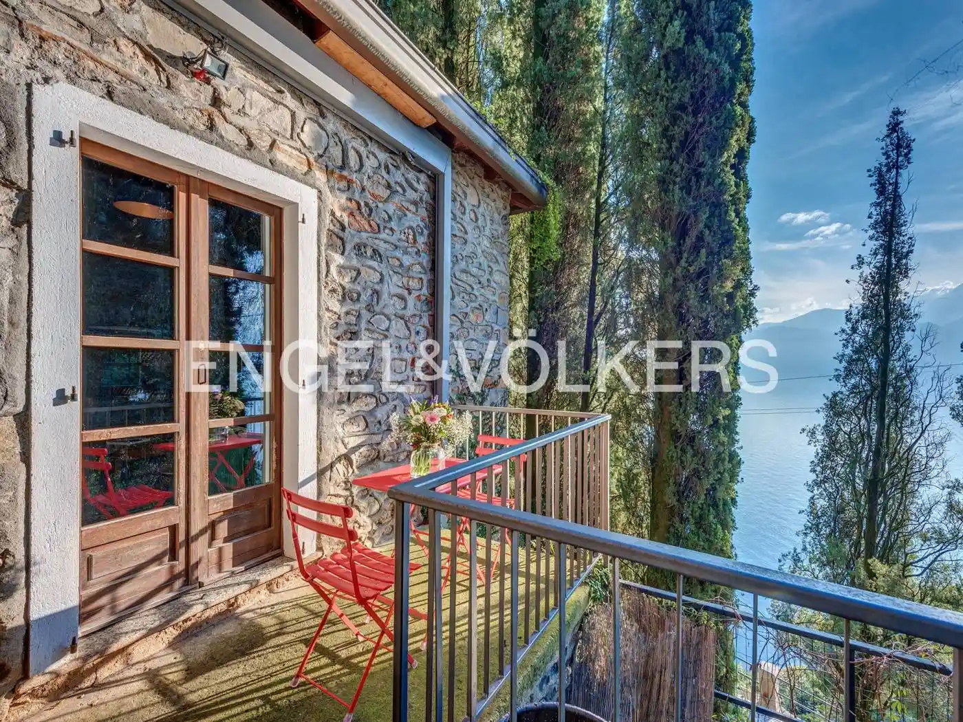 Villa in vendita a Varenna