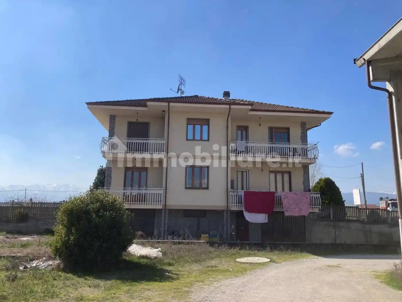 Casa indipendente in vendita a Cuneo