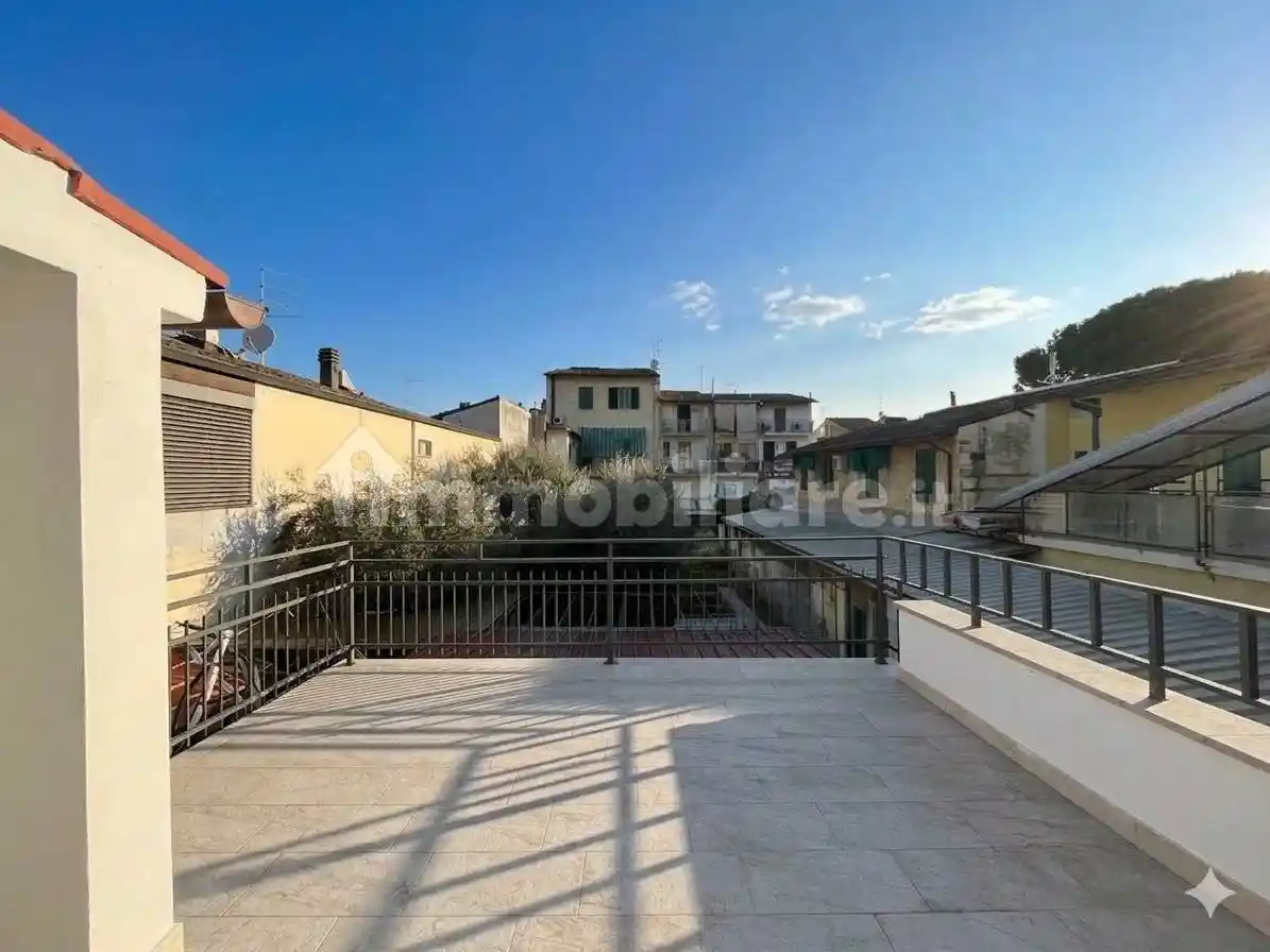 Casa indipendente in vendita a Firenze