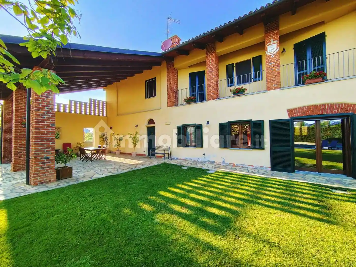 Villa in vendita a Saluzzo