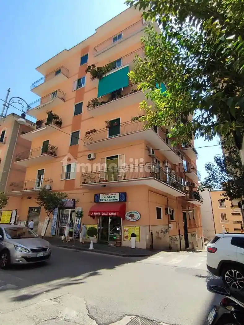 Appartamento in affitto a Salerno