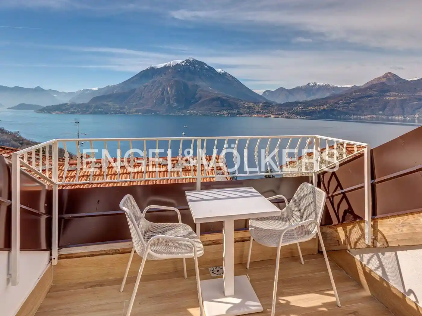 Villa in vendita a Perledo