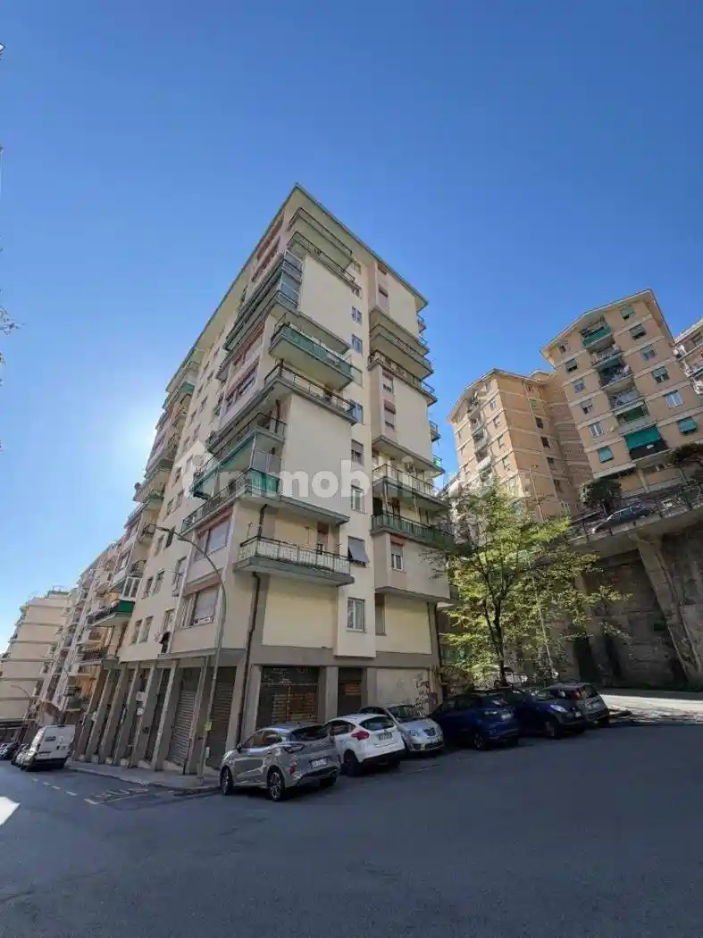 Appartamento in vendita a Genova