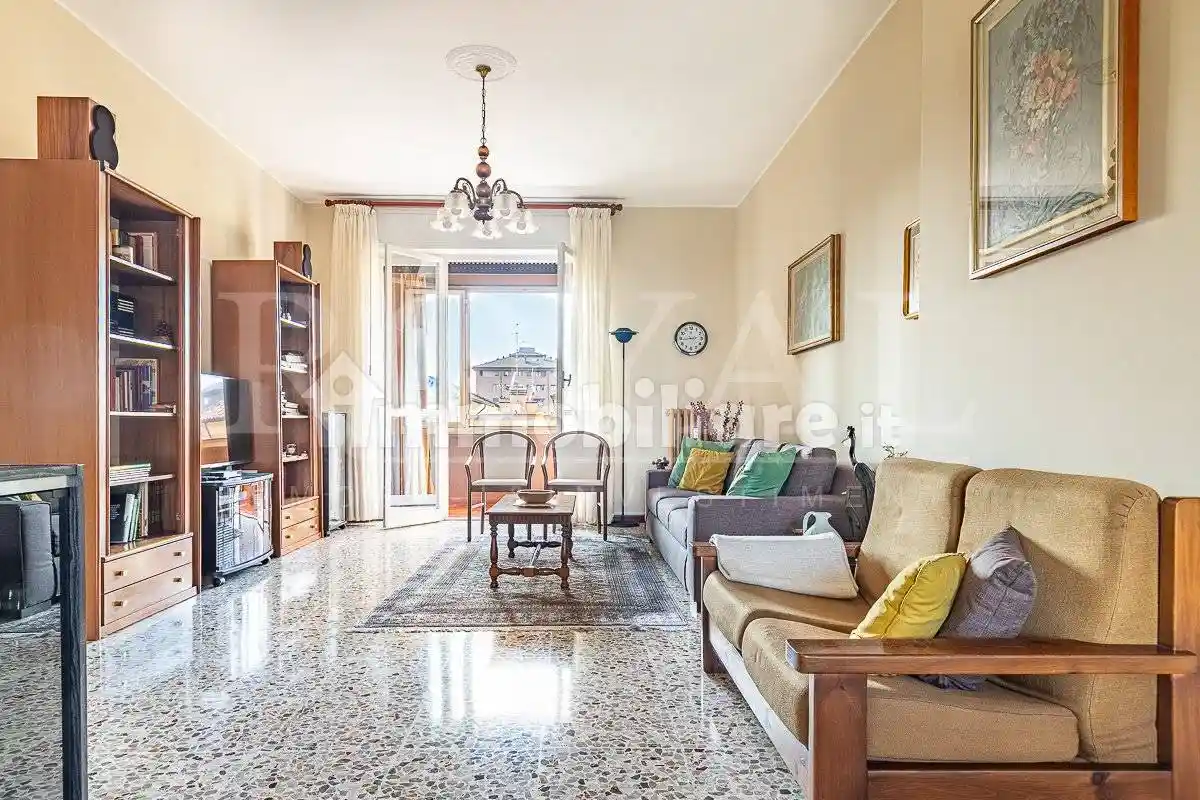 Appartamento in vendita a Monza