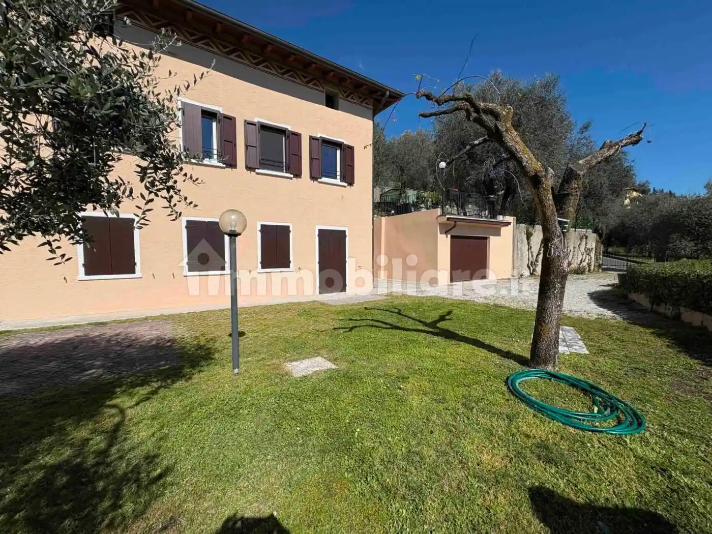 Appartamento in vendita a Gardone Riviera