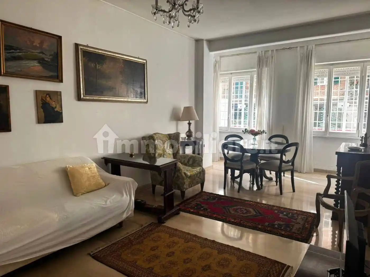 Appartamento in vendita a Roma