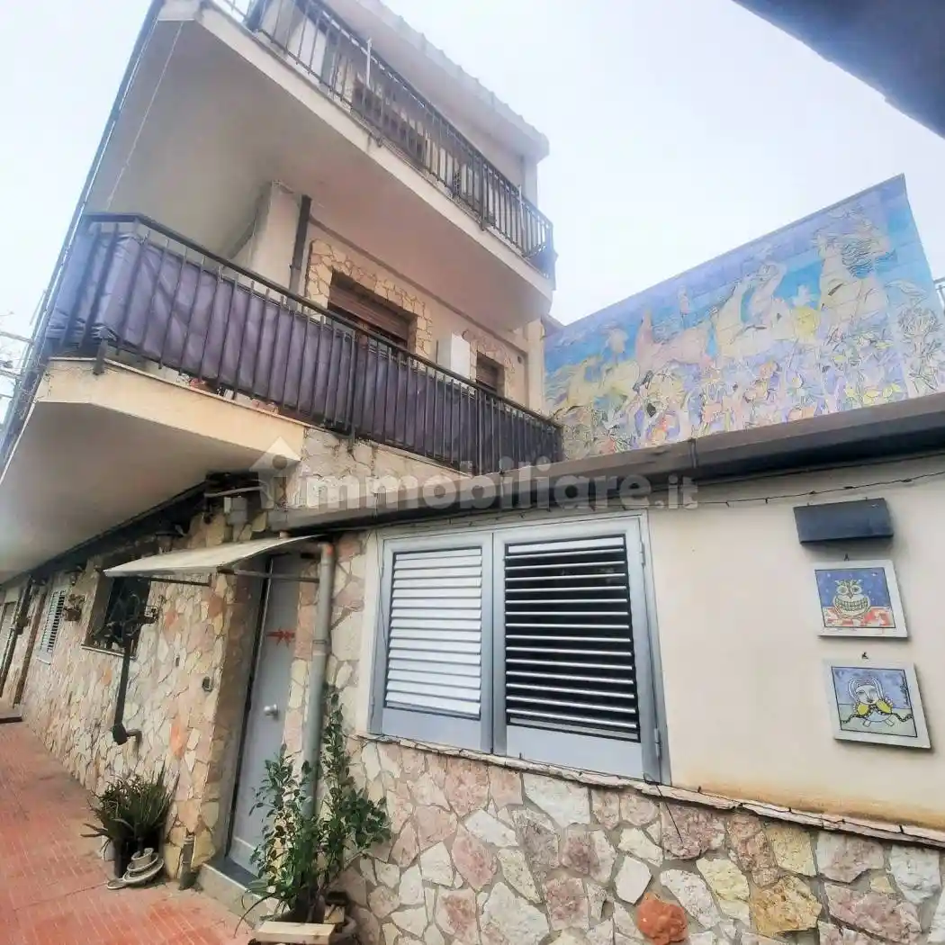 Appartamento in vendita a Palermo