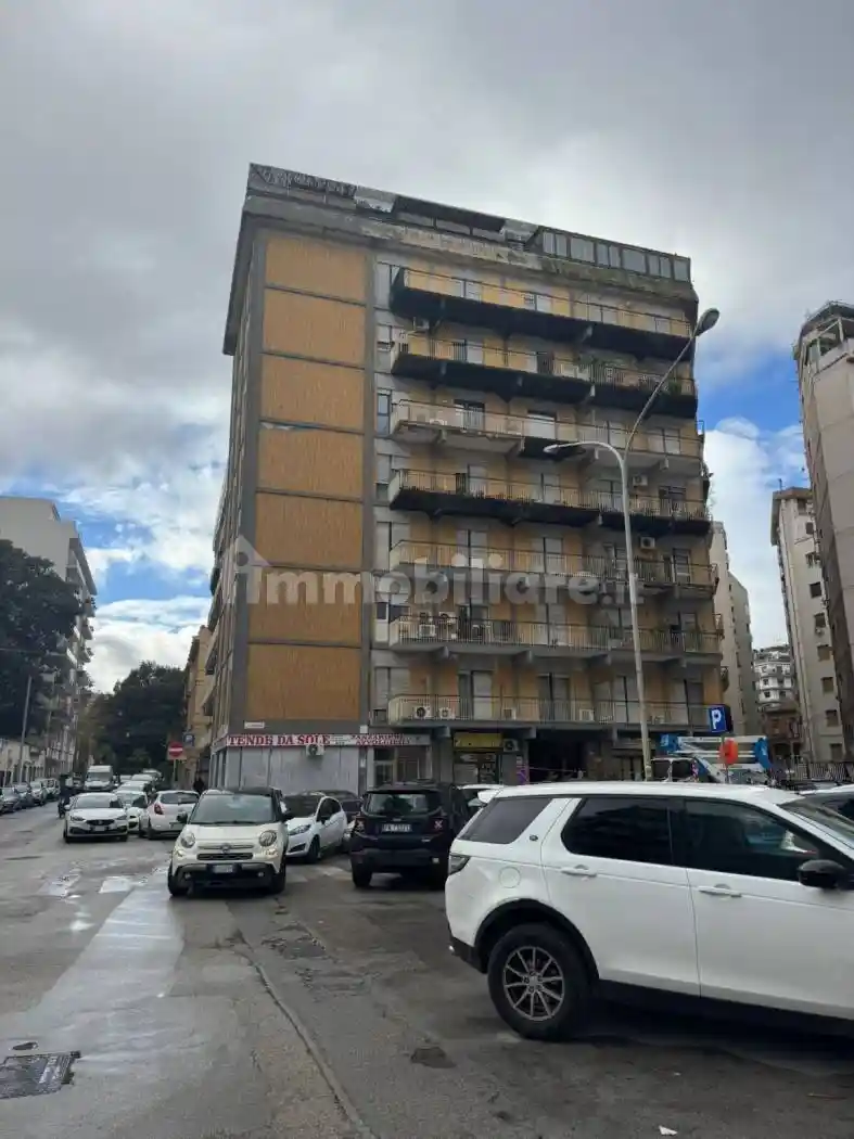Appartamento in affitto a Palermo