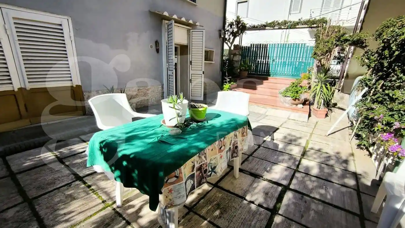 Villa in vendita a Follonica