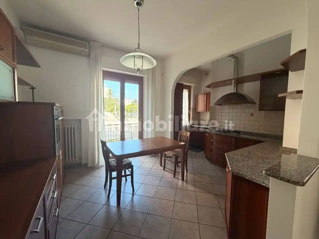 Appartamento in vendita a Jesi