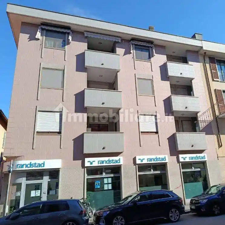 Appartamento in vendita a Novara