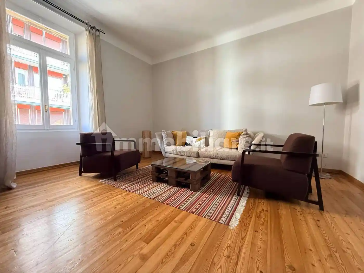 Appartamento in affitto a Arona