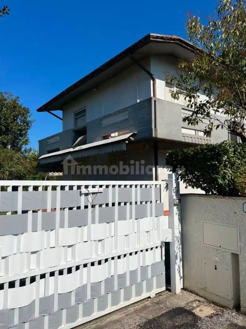 Villa in affitto a Forte dei Marmi