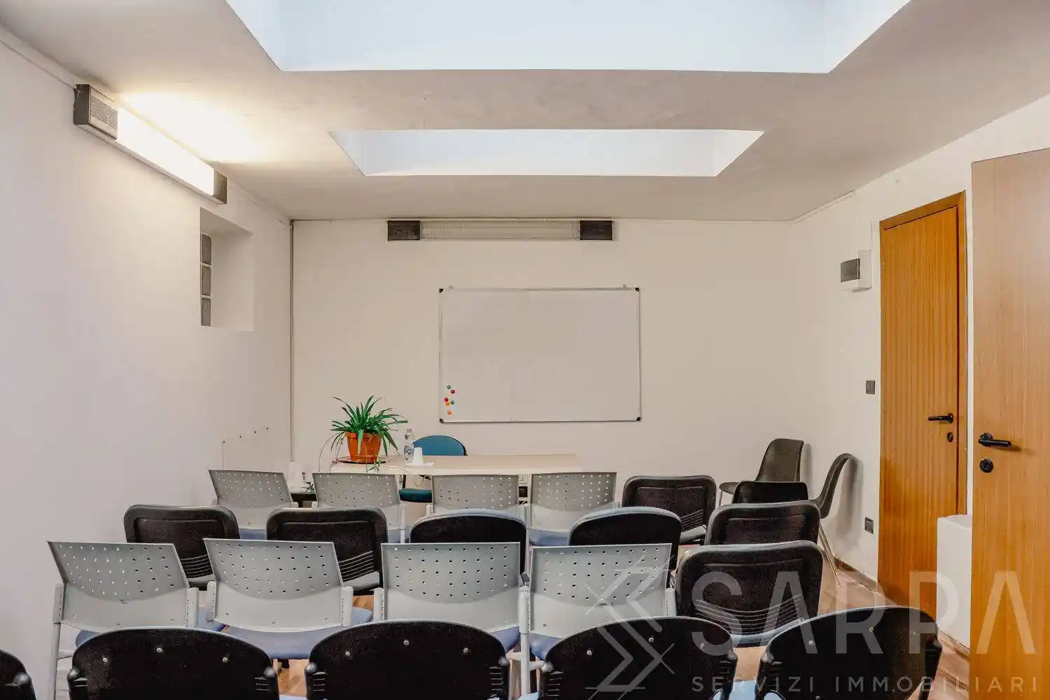 Palazzo - Edificio in vendita a Pescara