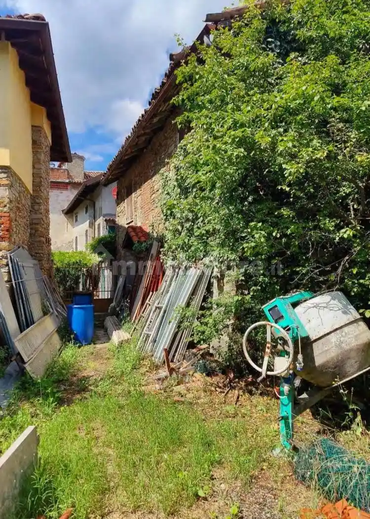 Appartamento in vendita a Lerma