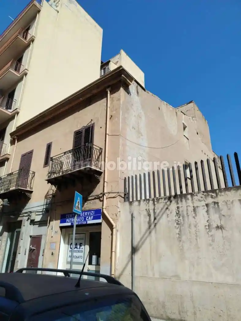 Appartamento in vendita a Palermo