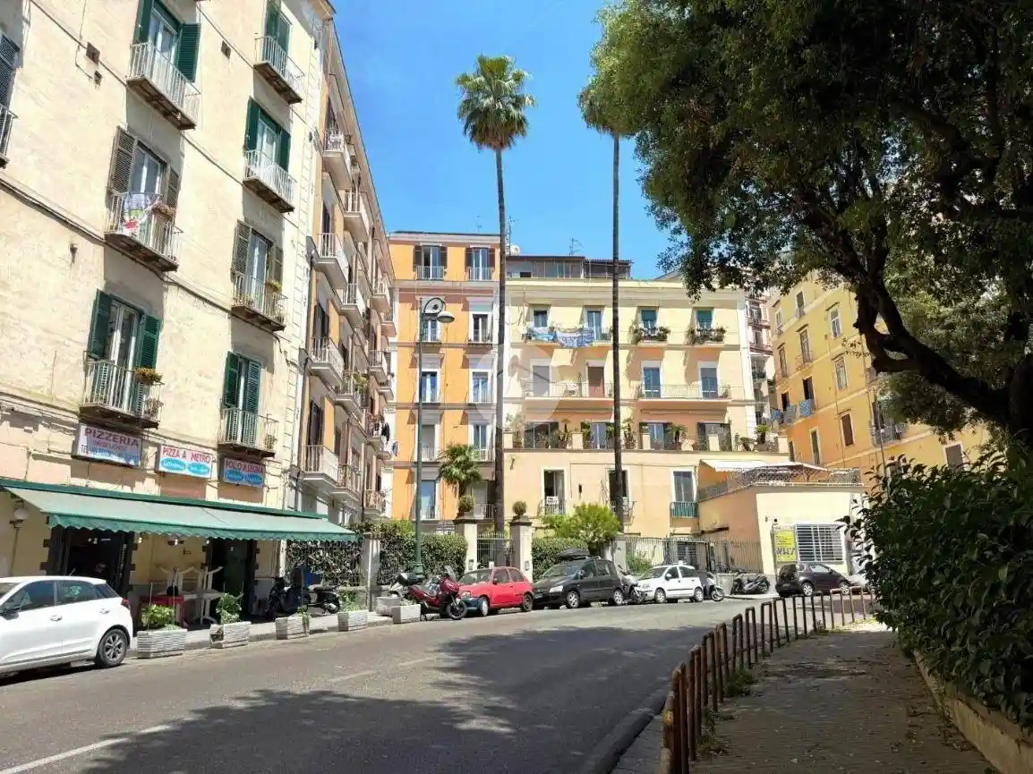 Appartamento in affitto a Napoli